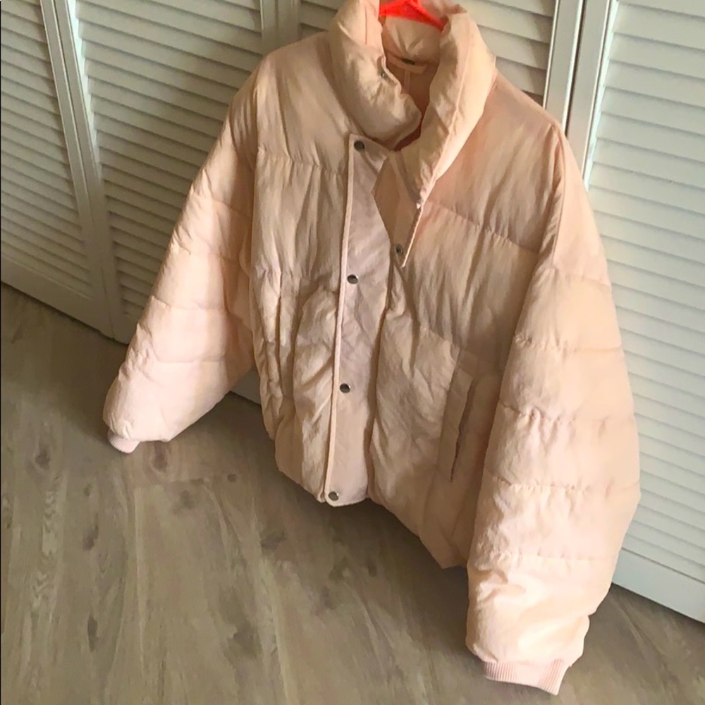 ⛔️ SOLD ⛔️ Quilted Free People puffer 🌸